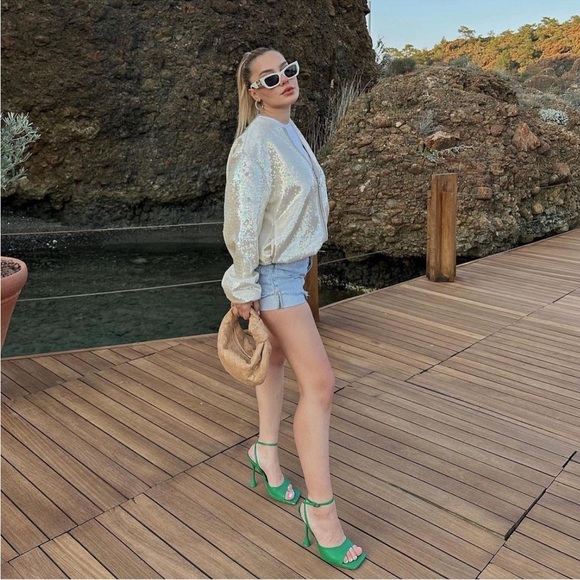 ZARA NEW WOMAN SEQUIN BOMBER JACKET CREAM S 2451/003/000/043 - Picture 8 of 12